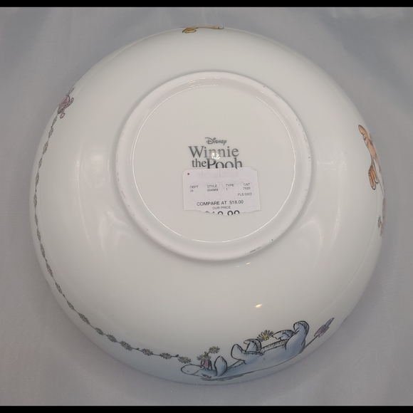 Disney Winnie the Pooh & Friends "Daisy Chain" 9” Serving Bowl. - Picture 7 of 7